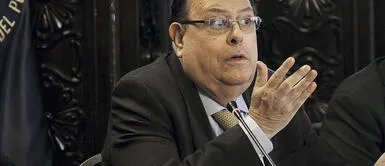 Julio Velarde comenta sobre la inversión privada. Foto: Virgilio Grajeda/ La República Julio Velarde: La inversión privada sería negativa sin el componente minero en el 2022