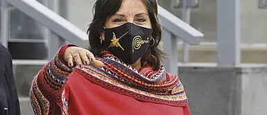 Vicepresidenta. Dina Boluarte, titular del Midis. Dina Boluarte se reunió con representantes de gremios periodísticos nacionales y extranjeros