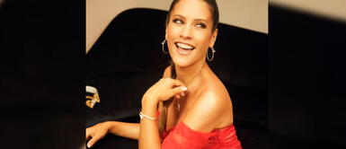 María Pía Copello y bikini rojo María Pía Copello deslumbra en Miami con radiante bikini texturizado que evoca poder y seducción