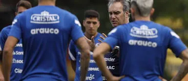 Perú vs. Chile: los convocados de 'La Roja' para el duelo por Eliminatorias Perú vs. Chile: los convocados de 'La Roja' para el duelo por Eliminatorias