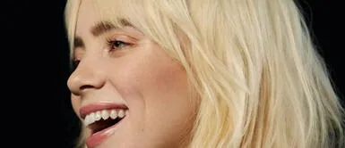 Billie Eilish revela el motivo detrás de su sofisticado cambio de look. Billie Eilish revela el motivo que la inspiró a estrenar un tinte rubio platino