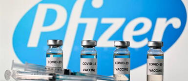 Aprueban la inoculación de una tercera dosis con Pfizer. Tercera dosis COVID-19: Agencia Europea de Medicamentos aprueba dosis de Pfizer en mayores de 18 años
