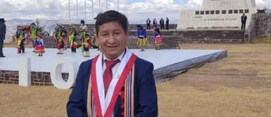 Guido Bellido amenazó con cerrar el Congreso de la República si no se apruebe la reforma agraria de Pedro Castillo . Guido Bellido a Congreso: “Si no aprueban la reforma agraria, que la población escoja otros”