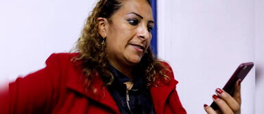 Los celos se manifiestan más en los varones que en las mujeres, revela experto. Tres de cada 10 parejas acude a consulta psicológica por celos descontrolados, afirma EsSalud