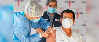 Personal de salud en primera línea se vacunará a partir del 15 de octubre. INS realizará investigación para determinar efectividad de dosis de refuerzo