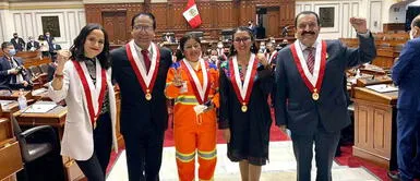 Bancada de Juntos por el Perú presenta proyecto para disolver el Congreso si se vaca al presidente Juntos por el Perú presenta proyecto para disolver el Congreso si se vaca a Pedro Castillo