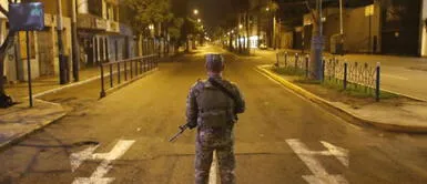 Toque de queda será desde las 2:00 a.m. hasta las 4:00 a.m., anunció el ministro de Salud. Hernando Cevallos: Toque de queda será desde las 2:00 a.m. hasta las 4:00 a.m.