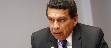 Hernando Cevallos: “Las clases presenciales en las universidades podrían empezar la semana que viene” Hernando Cevallos: “Las clases presenciales en las universidades podrían empezar la semana que viene”