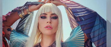 Lady Gaga y estola hecha de dólares Lady Gaga exhibe extravagante look protagonizado por estola hecha con billetes de 100 dólares