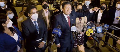 Problemas en Perú Libre por Mirtha Vásquez. Perú Libre sobre Mirtha Vásquez: fraccionamiento interno cada vez más evidente en bancada oficialista