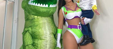 Vanessa López y sus hijos se vistieron de personajes de Toy story. Foto: Instagram/Vanessa López Vanessa López se encuentra lista para celebrar Halloween deslumbrando con disfraz de Toy Story