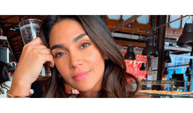 Vania Bludau . Foto: Vania Bludau/Instagram. Vania Bludau se apodera de las redes con bello bikini rosa magenta causando impacto en sus seguidores