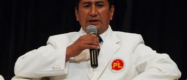 Vladimir Cerrón fue el autor del plan de gobierno de Perú Libre, partido con el que Pedro Castillo llegó a la presidencia de la República. Vladimir Cerrón: "Los grandes empresarios quieren derrocar al presidente, motivan la vacancia"