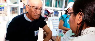 . Los especialistas sugieren tener una dieta balanceada para evitar caer en la demencia. Alzheimer: alimentos procesados causan deterioro cerebral en un mes