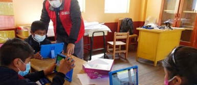 Mirtha Vásquez aseguró que el 99% de colegios podría atender plenamente hacia julio del 2022 Mirtha Vásquez: “El 99% de colegios podría atender plenamente hacia julio del 2022”