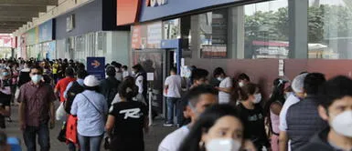 Conoce los horarios para este feriado largo. Feriado largo: ¿Cuáles son los horarios de atención de bancos y centros comerciales este 1 y 2 de noviembre?