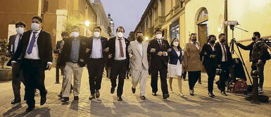 Facción cerronista de Perú Libre ya se acerca a Fuerza Popular y sus aliados Facción cerronista de Perú Libre ya se acerca a Fuerza Popular y sus aliados