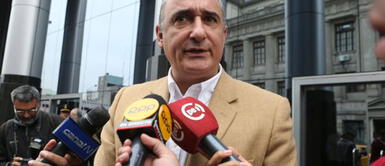 Alex Kouri insistirá con la política. El regreso de Chimpum: Alex Kouri busca retornar al poder entre los chalacos con nuevo partido