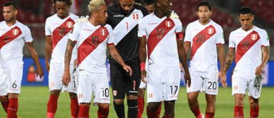 Selección peruana recibió sanción de la FIFA por cánticos contra la escuadra chilena Selección peruana recibió sanción de la FIFA por cánticos contra la escuadra chilena