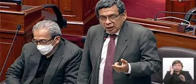 Hernando Cevallos durante presentación en el Congreso. Cevallos sobre vacunación a menores de 5 a 11 años: “Estamos conversando con Pfizer”