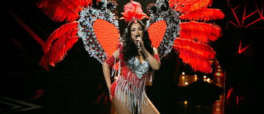 Mariella Zanetti se viste con plumas y lentejuelas para presentarse en la pista de “Reinas del Show 2” Mariella Zanetti se viste con plumas y lentejuelas para presentarse en la pista de “Reinas del Show 2”