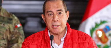 Walter Martos contó que el presidente Pedro Castillo les pidió su lealtad a los oficiales ascendidos. Expremier Martos sobre oficiales ascendidos: "El Presidente les ha pedido su lealtad"