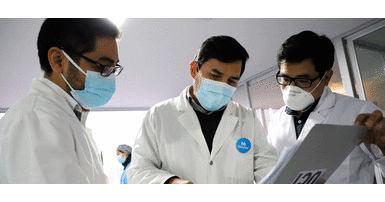 El 93 % personal de salud cuenta con la dosis de refuerzo contra la COVID-19 COVID-19: doctores piden “mejorar las condiciones” para volver a los hospitales