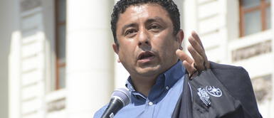 Guillermo Bermejo dice que en los 100 días del gobierno de Pedro Castillo los que perdieron las elecciones quieren vacar al presidente Bermejo: “100 días del gobierno de Castillo, donde los que perdieron las elecciones quieren vacar al presidente”