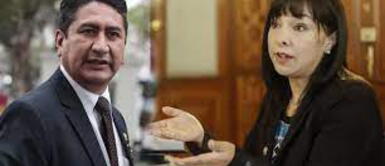 Cerrón defiende a Castillo: «No entienden que en política los deseos del Presidente tienen un grado de obligatoriedad» Cerrón defiende a Castillo: «No entienden que en política los deseos del Presidente tienen un grado de obligatoriedad»