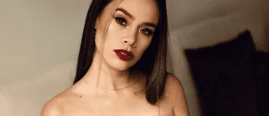 Jossmery Toledo Jossmery Toledo nos da catedra de como lucir un traje invadiéndonos de sensualidad