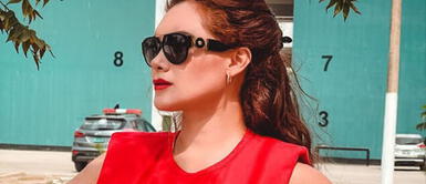 Génesis Tapia Génesis Tapia se apodera del color con increíble fusión de estampados siendo hit del verano