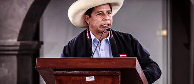 Pedro Castillo asumió la presidencia el 28 de julio del 2021 tras ser proclamado ganador de las últimas elecciones generales. Pedro Castillo a empresarios: "tienen todas las garantías para invertir en el Perú"