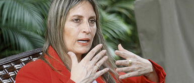 Presidenta del Congreso, María del Carmen Alva. María Del Carmen Alva se muestra en contra de iniciativa para vacar a Pedro Castillo