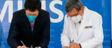 El titular de Minsa, Hernando Cevallos, agradeció a China por las dosis donadas COVID-19: Gobierno de China donó un millón de dosis de Sinopharm al Minsa