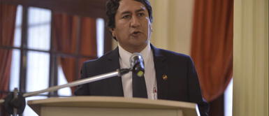 Vladimir Cerrón ha sido condenado por corrupción en primera instancia y también afronta un juicio por malversación de fondos. Vladimir Cerrón cuestiona apoyo de las bancadas de Acción Popular y Alianza para el Progreso a Pedro Castillo