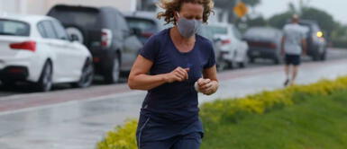 Correr es una actividad física que ayuda a tener el cuerpo saludable COVID-19: Sigue estos consejos para cuidar tu salud