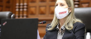 María del Carmen Alva preside la Mesa Directiva del Congreso. Alva rechazó agresión contra Lescano: “Nuestro país está dividido y por eso vienen estas cosas”