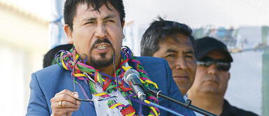 Poder Judicial dictó 24 meses de prisión preventiva al gobernador Elmer Cáceres Llica Poder Judicial dictó 24 meses de prisión preventiva al gobernador Elmer Cáceres Llica