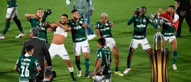 Palmeiras se coronó campeón de la Copa Libertadores 2021 tras superar 2-1 a Flamengo Palmeiras venció 2-1 a Flamengo y se coronó bicampeón de la Copa Libertadores