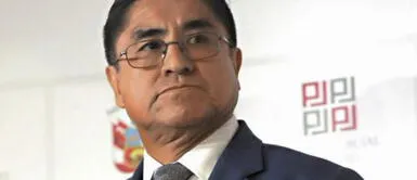 César Hinostroza habría recibido dadivas de parte de Edwin Oviedo cuando era presidente de la FPF. Caso Edwin Oviedo: Fiscalía envía una vez más pedido de extradición de César Hinostroza