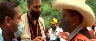 Pedro Castillo se enojó con periodista. Pedro Castillo se mostró enojado con reportero que le pregunta si va a renunciar