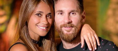 Antonela Roccuzzo y Lionel Messi Lionel Messi y su familia impacta con outfits de lujo al recibir el balón de Oro 2021