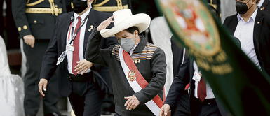 Pedro Castillo deberá responder ante el Ministerio Público por la acusación en su contra. Pedro Castillo: Fiscalía decide citar al presidente por presuntos ascensos irregulares FAP