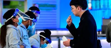 Elmer Huerta comparte dos puntos importantes de la variante Ómicron. ¿Cuáles son las diferencias entre la variante Ómicron y las otras cepas? Elmer Huerta responde