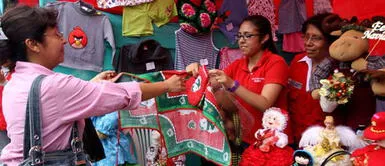 Conoce las recomendaciones para potenciar tus ventas en esta campaña navideña. Campaña navideña: estrategias que deben implementar los emprendedores para maximizar sus ventas