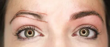 Ten una mirada perfecta con el microblading y lúcete este verano. Microblading: ¿Cómo tener las cejas perfectas para este verano?