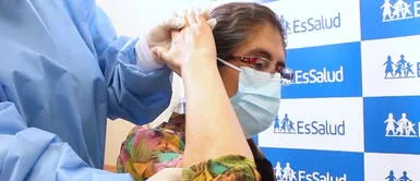 Se estima que 1 de cada 4 mujeres postmenopáusicas. EsSalud advierte que mujeres en etapa de menopausia son más propensas a desarrollar osteoporosis