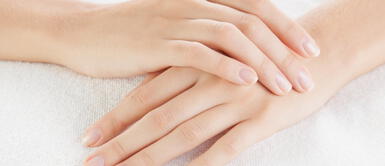 Conoce las mejores recetas para tener las uñas fuertes y sanas. 8 remedios caseros para fortalecer las uñas y hacerlas crecer