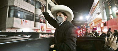 El presidente Pedro Castillo se comprometió, según lo declarado por los voceros parlamentarios, a responder qué pasó en las reuniones de la casa de Breña. Sobrino de presidente Castillo y dueño de casa de Breña son citados por Comisión de Fiscalización