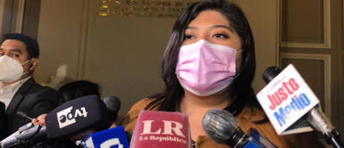 Ministra de Trabajo está realizando trabajo remoto. Ministra de Trabajo, Betssy Chávez, reveló que dio positivo a COVID-19